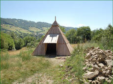 POLTURIZM MAKOWICA       ҳ